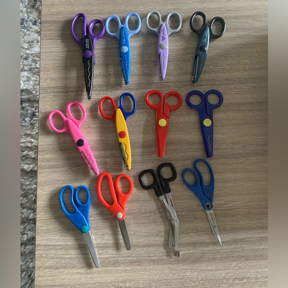 Lots of 12 Varieties & Fiskars Paper Edge kids Safety Scissors For Art & Craft